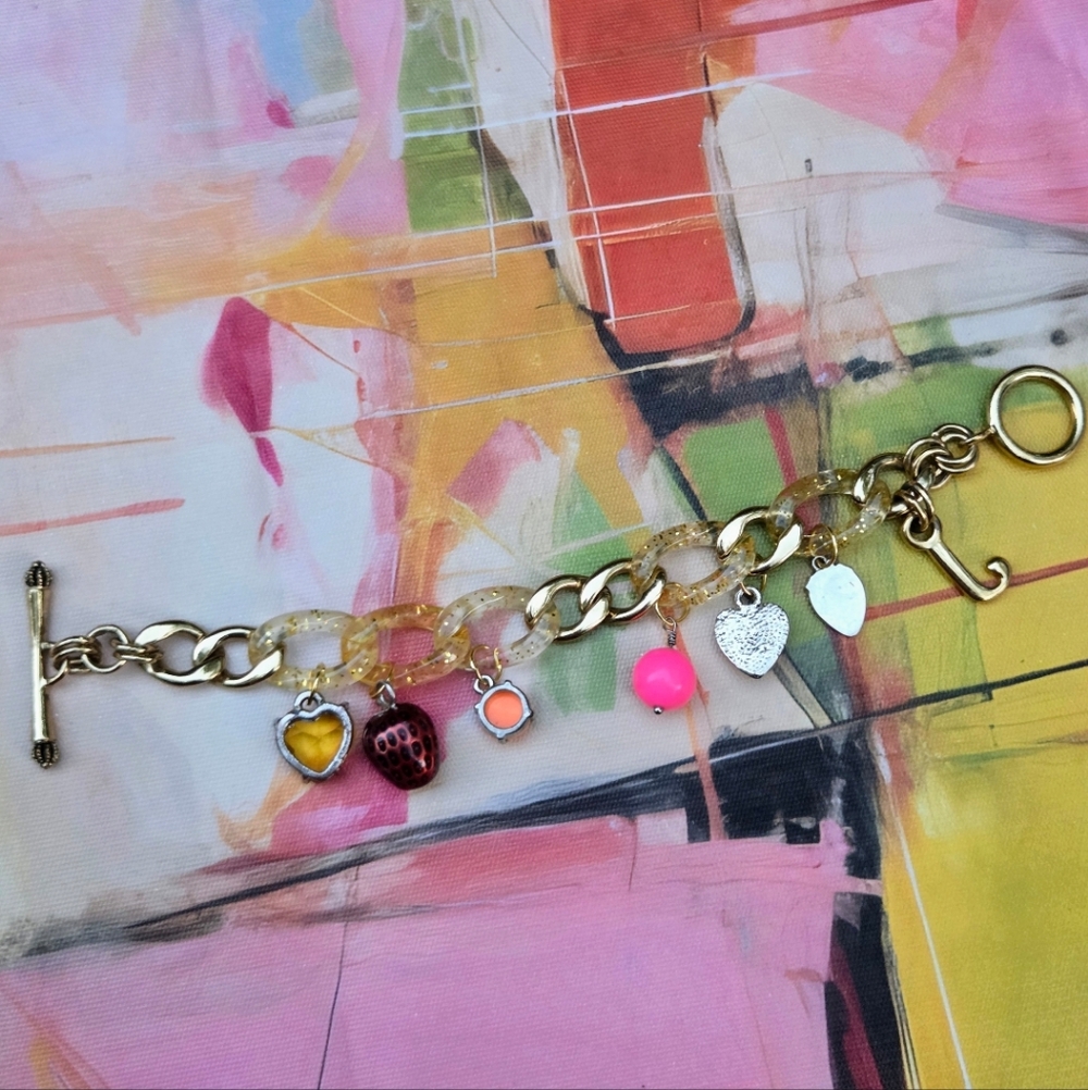 Juicy Couture Y2K Clear Glitter Resin & Goldtone “Candy Pop” Vtg Charm Bracelet - Picture 8 of 8